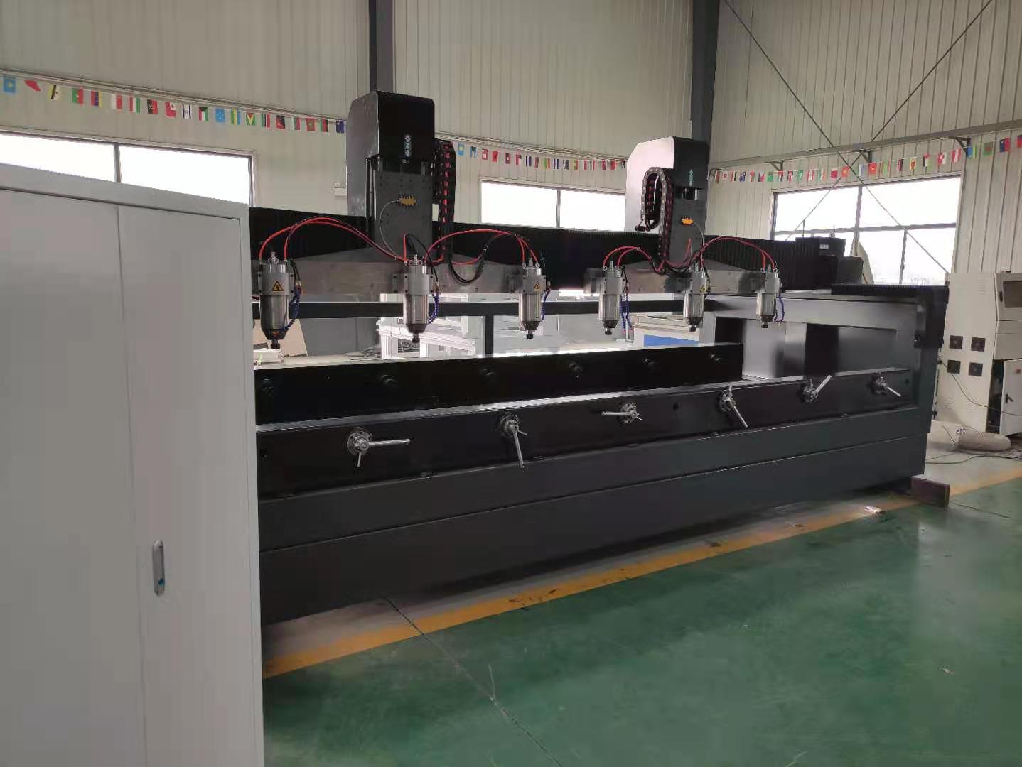 木工雕刻機(jī)如何操作不傷臺(tái)面？