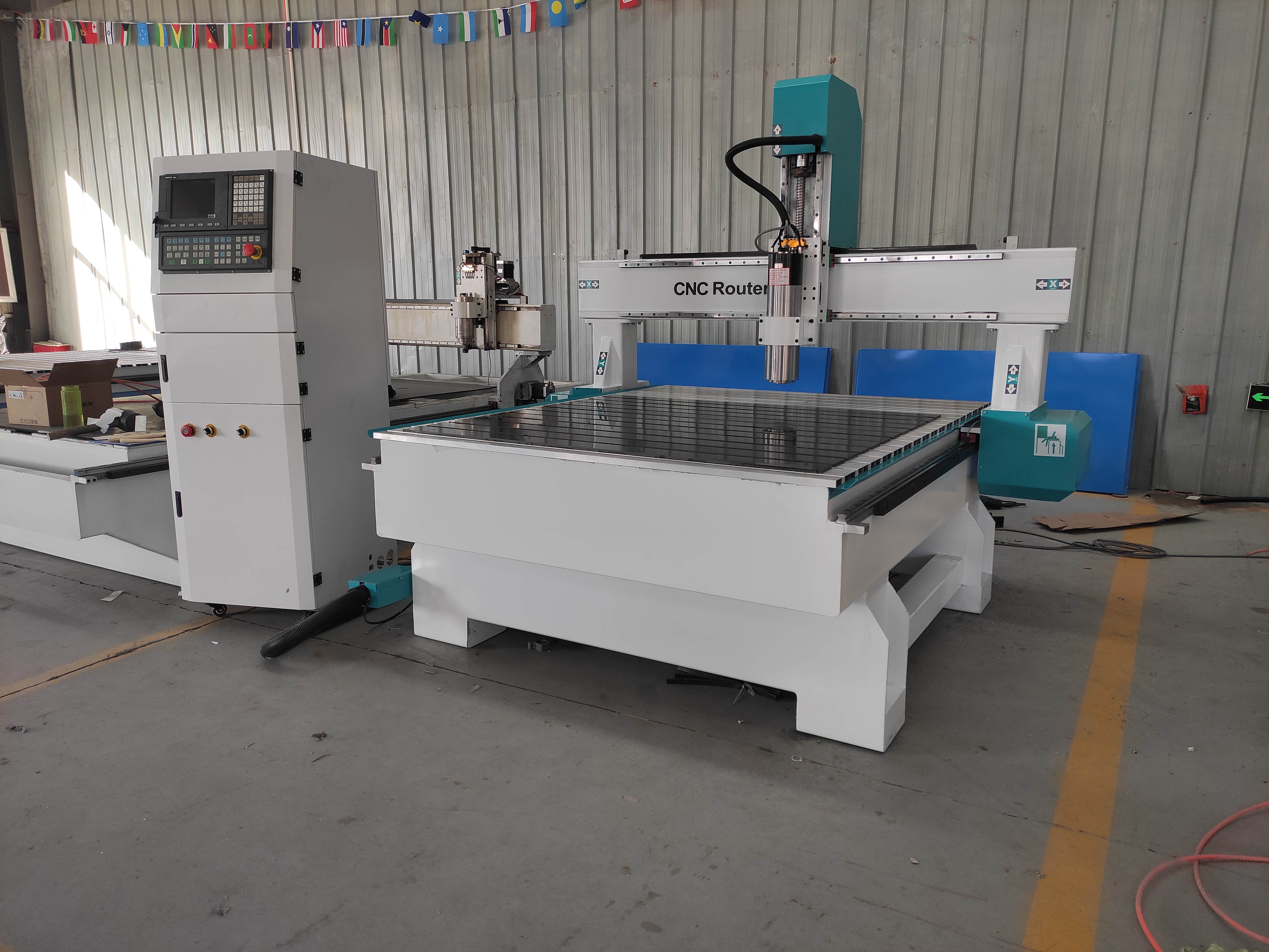 雙工序直排數(shù)控開(kāi)料機(jī)到底好不好？