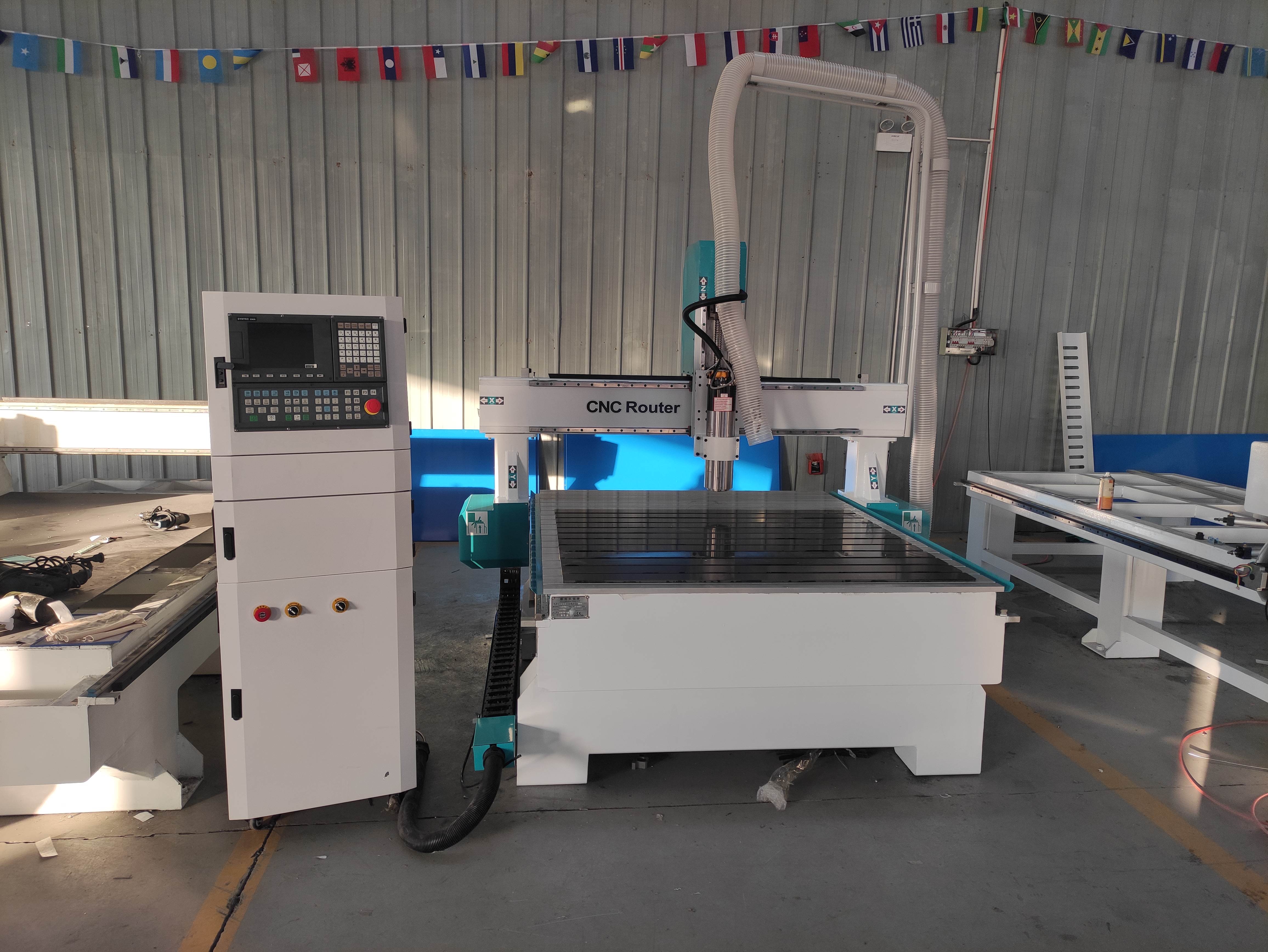 在選擇石材雕刻機(jī)的時(shí)候需要注意的地方有哪些？